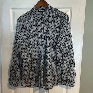 Women’s Black and White Geometric Jacket